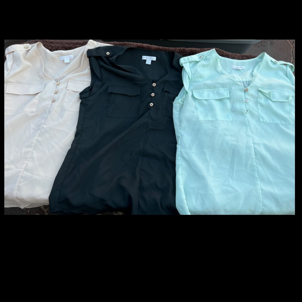 4 new york and company shirts, xs